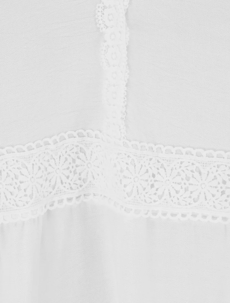 Robe élastiquée à empiècements en crochet - Blanc