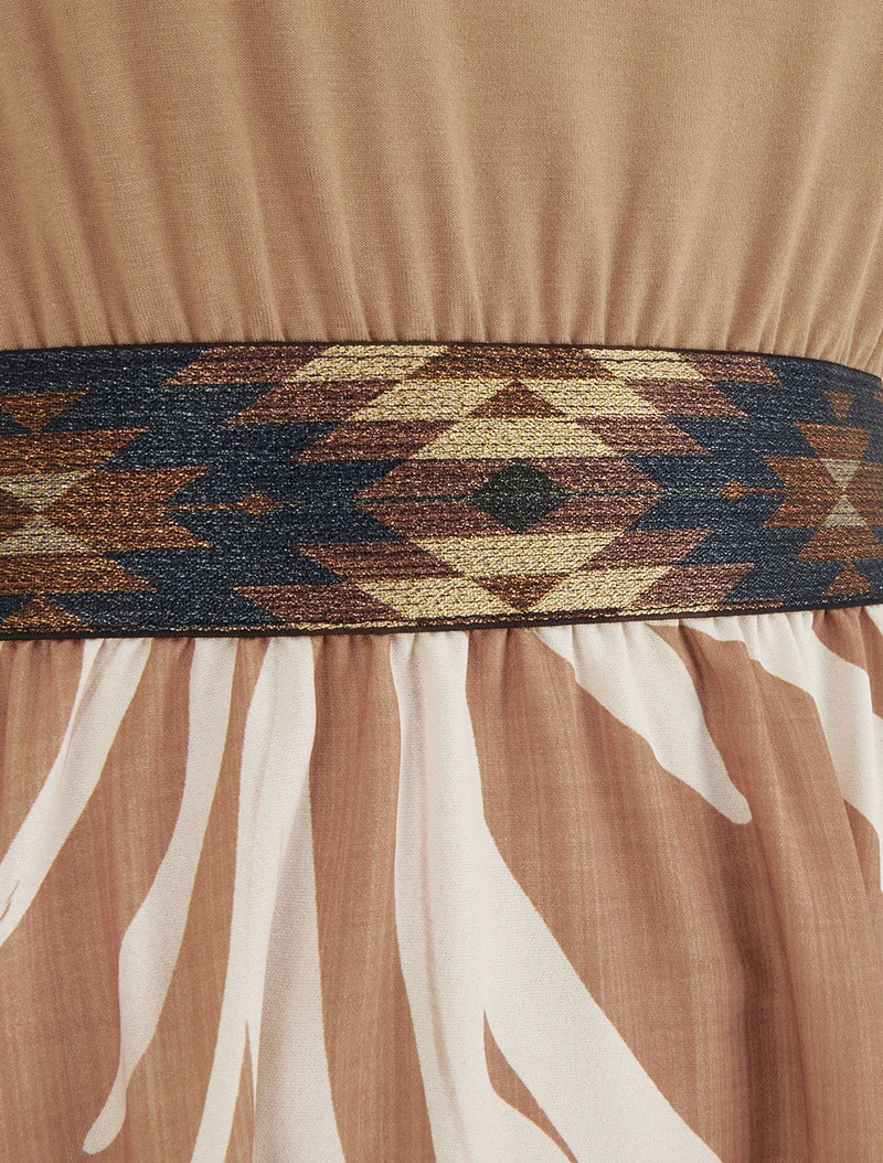 Robe imprimé graphique à taille élastiquée fantaisie - Camel